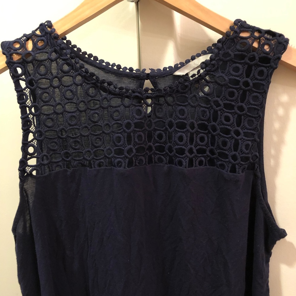 H&M Feminine Detail Tank Top - Picture 3 of 8
